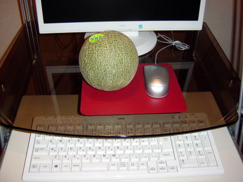 メロンとパソコン