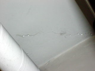 つつじヶ丘教室のトランクルームの水漏れ