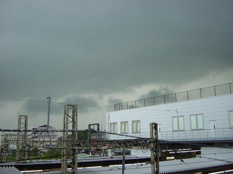 調布市つつじヶ丘の空模様