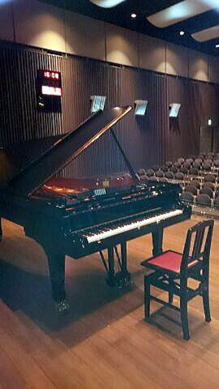 発表会で使用したスタインウエイのピアノ