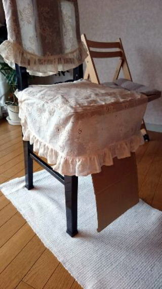 椅子にシールド