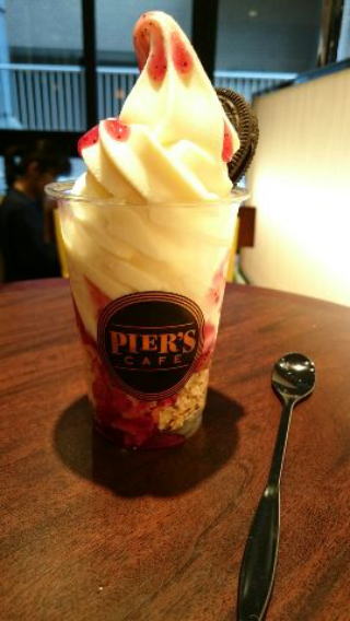 イチゴサンデー